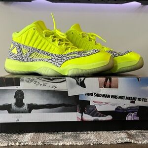 Air Jordan 11 Retro Low IE ‘Volt’